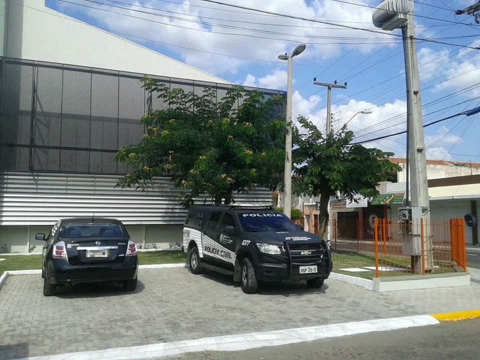 Delegacia de Sobral é arrombada e furtada