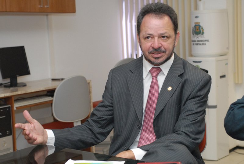 Executiva Nacional do PT decidirá se valida ou não vitória de Acrísio Sena na presidência municipal em Fortaleza