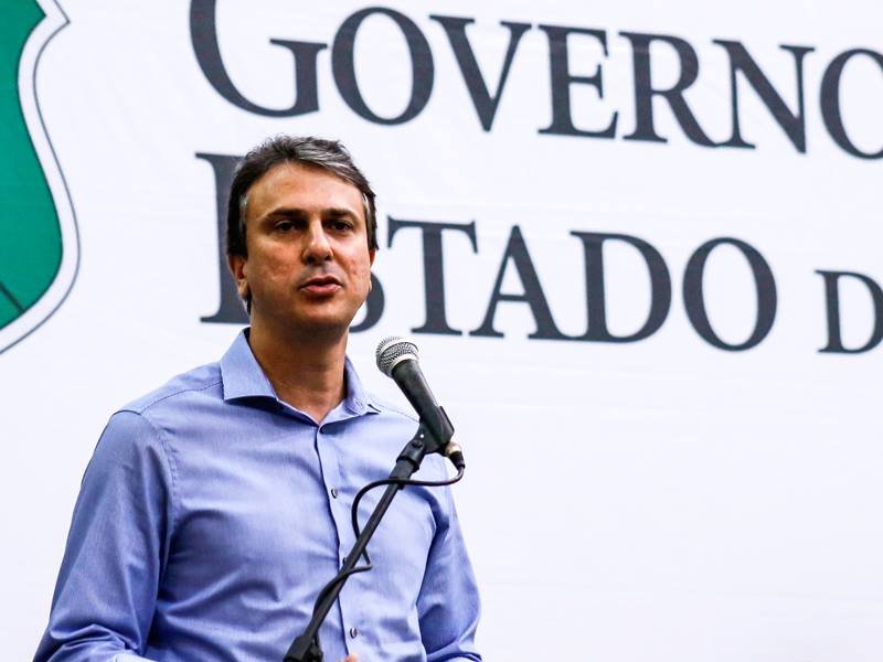 Governador nomeia terceira turma da Polícia Civil e anuncia média salarial do Nordeste para categoria