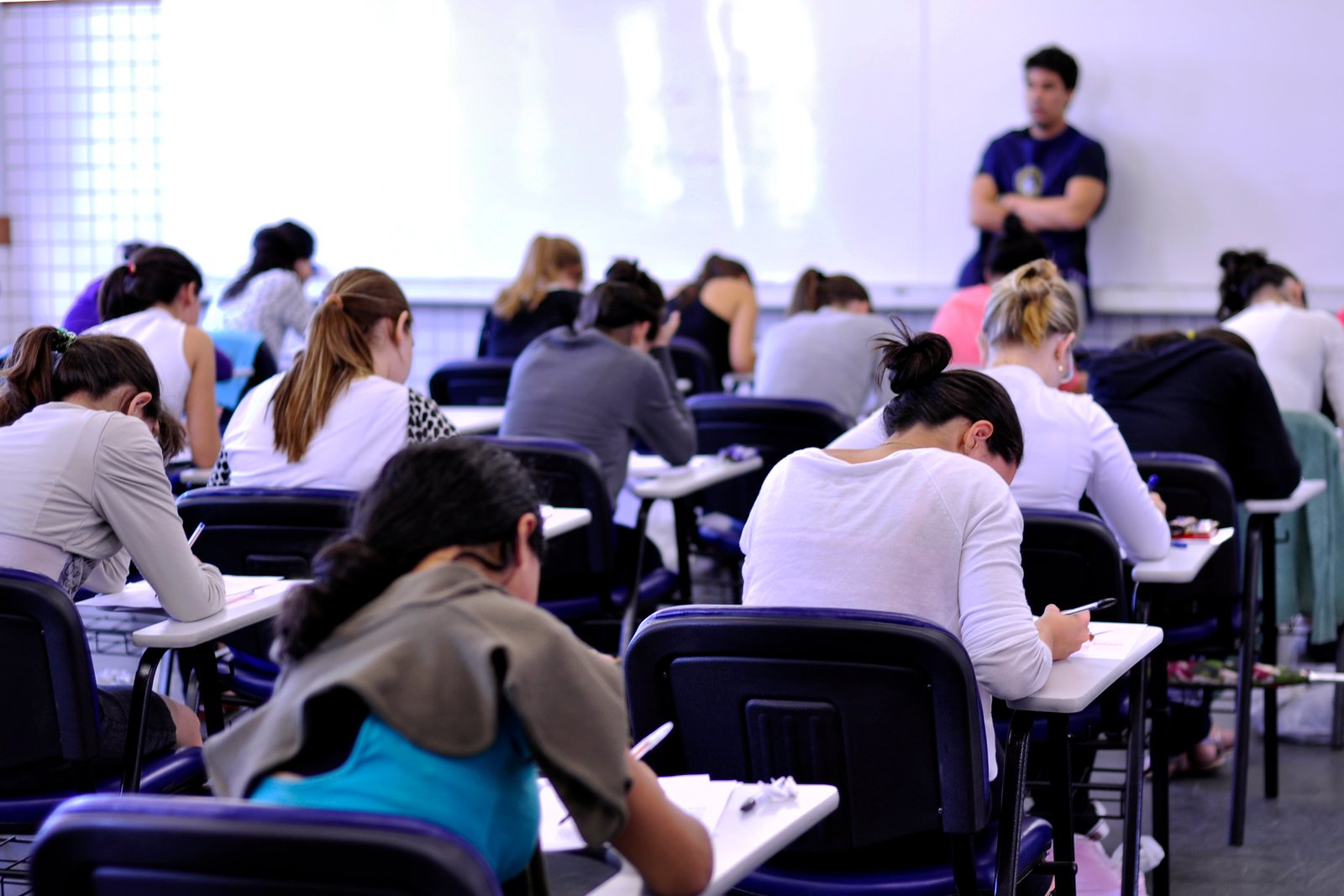 IFCE abre vagas para professor temporário em Iguatu e Juazeiro do Norte