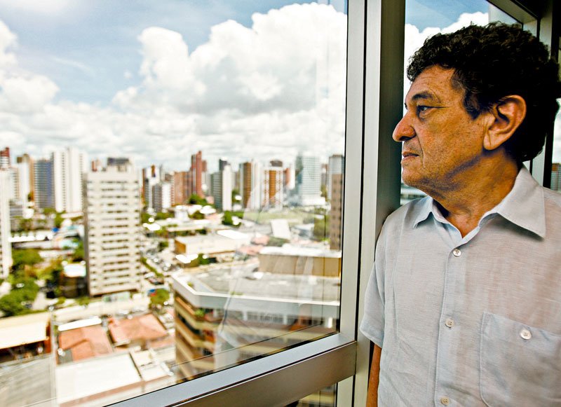 Quixeramobim está em festa: Parabéns, Fausto Nilo!