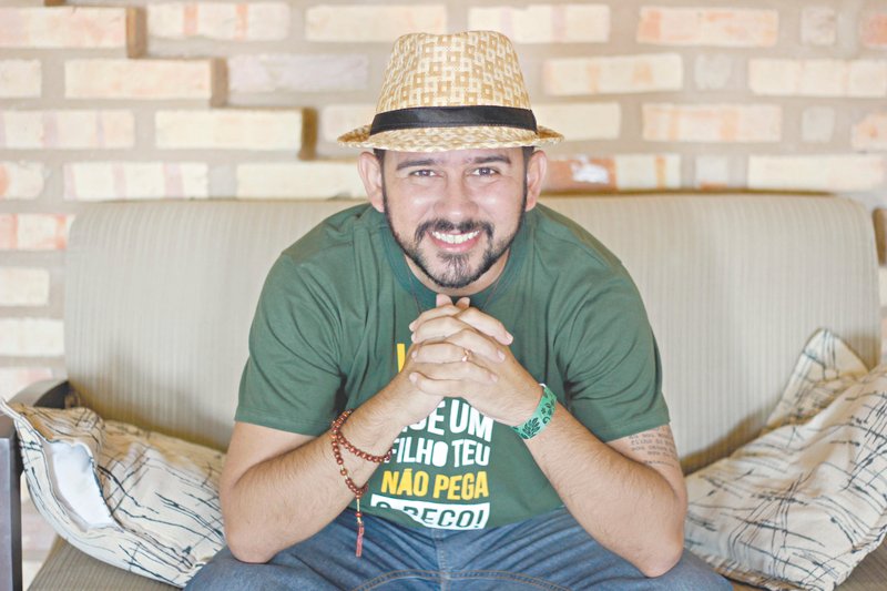 Bráulio Bessa lançará seu primeiro livro em Fortaleza na próxima semana