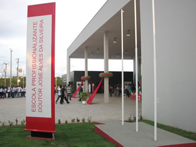 Escola Profissional de Quixeramobim comemora 6 anos de fundação