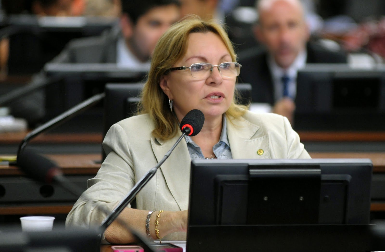 Em vídeo, deputada Gorete Pereira fala sobre sua aposentadoria