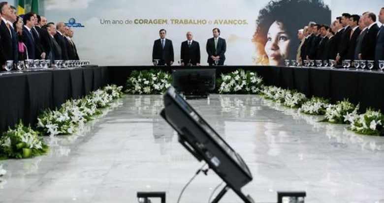 “Quero garantir total direito do trabalhador”, diz Temer em balanço do 1º ano a frente da Presidência da República