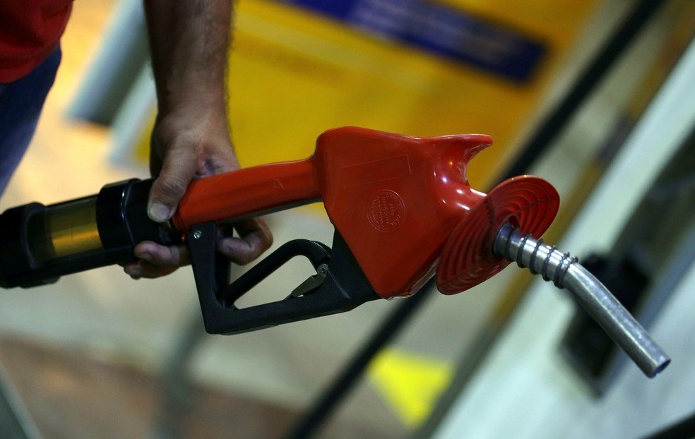 Preço da gasolina no Ceará tem aumento de R$ 0,11, afirma ANP