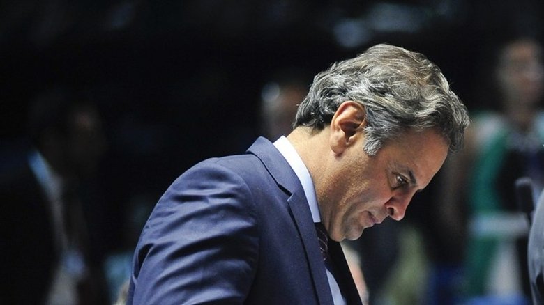 Ministro Edson Fachin manda afastar Aécio Neves do cargo de senador