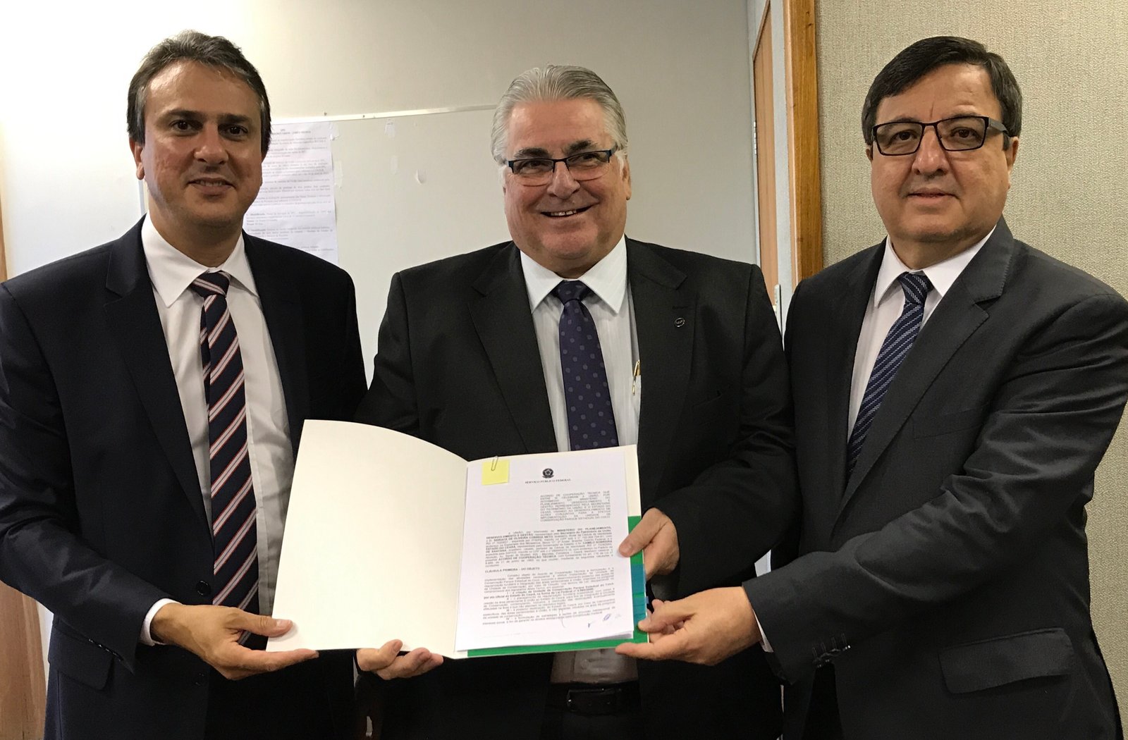 Camilo Santana e Danilo Forte assinam acordo de cooperação técnica para a implantação do Parque do Cocó