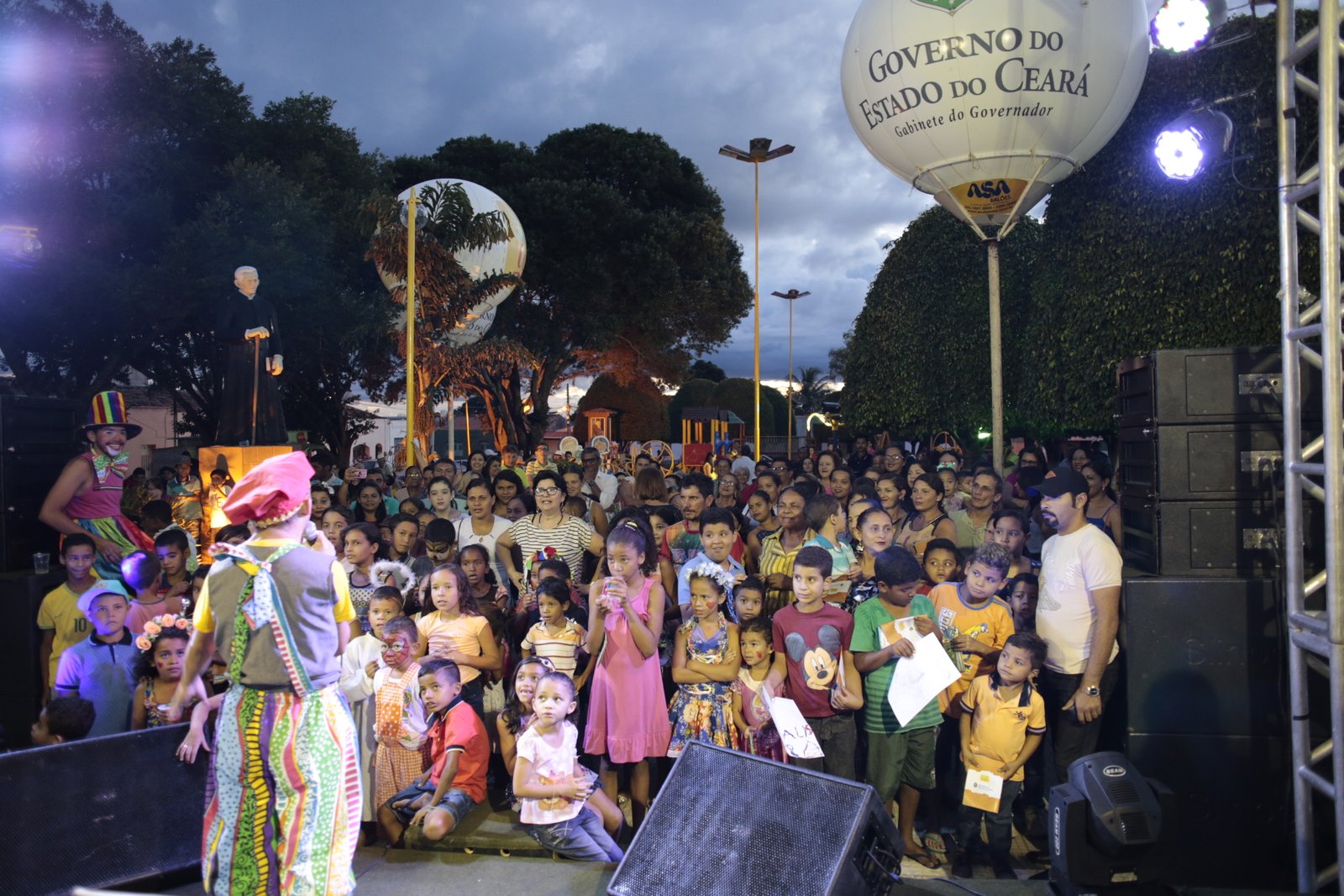 Mais Infância: Governo do Ceará entrega brinquedopraça em Ibicuitinga e Granjeiro