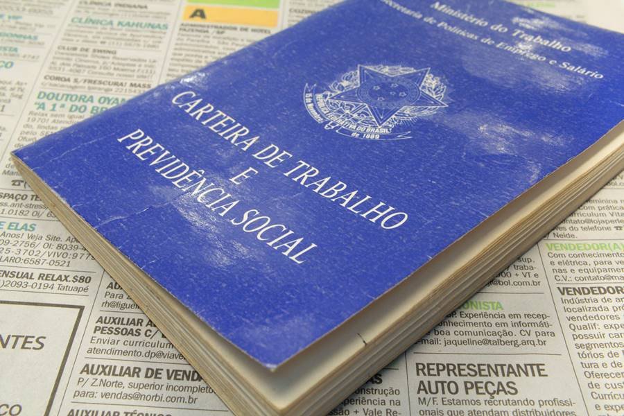 Ceará registra queda na geração de empregos no mês de abril