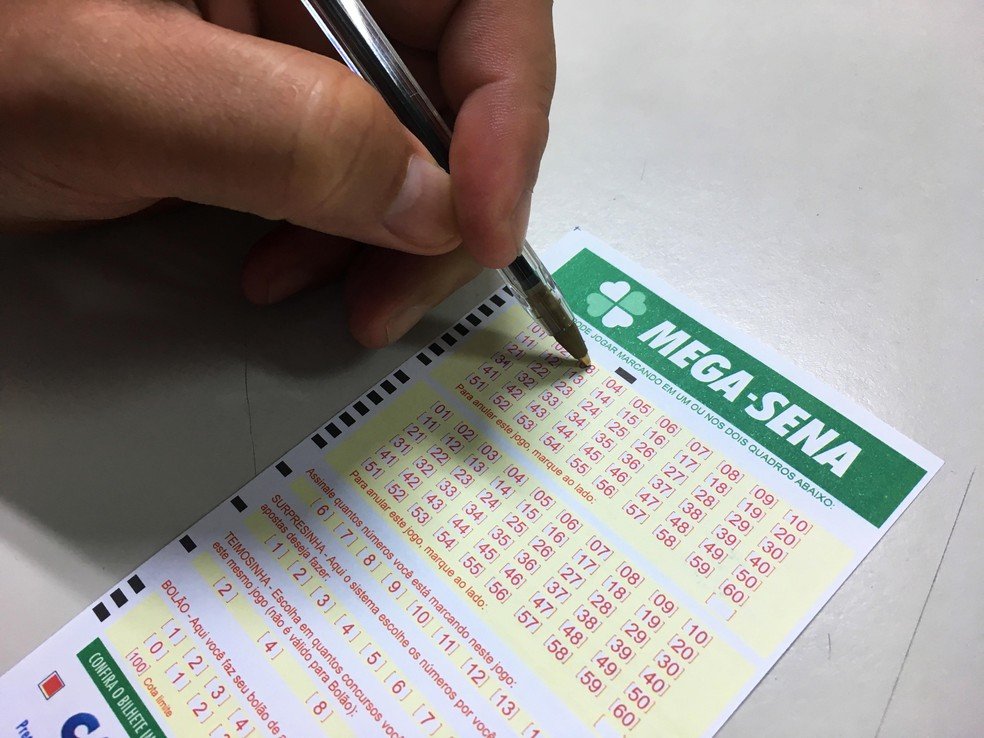 Sorteio da Mega-Sena deste sábado poderá pagar até R$ 30 milhões