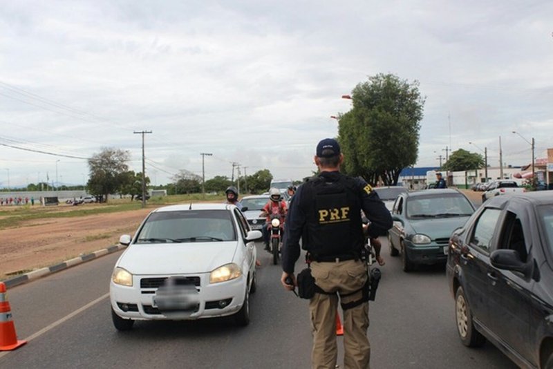 PRF registra 17 acidentes durante feriado do dia 1° no Ceará