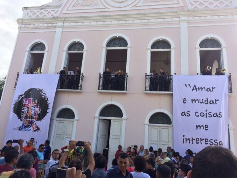 Corpo do cantor Belchior será velado em Sobral e sepultado em Fortaleza, afirma família