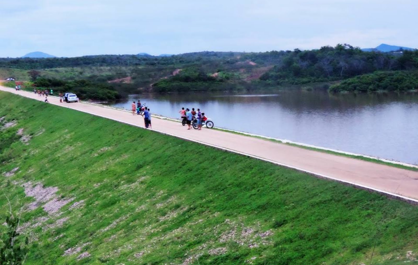 Requerimento de audiência para implantação de adutora do Açude Umari até Boa Viagem é aprovada pela Comissão de Meio Ambiente