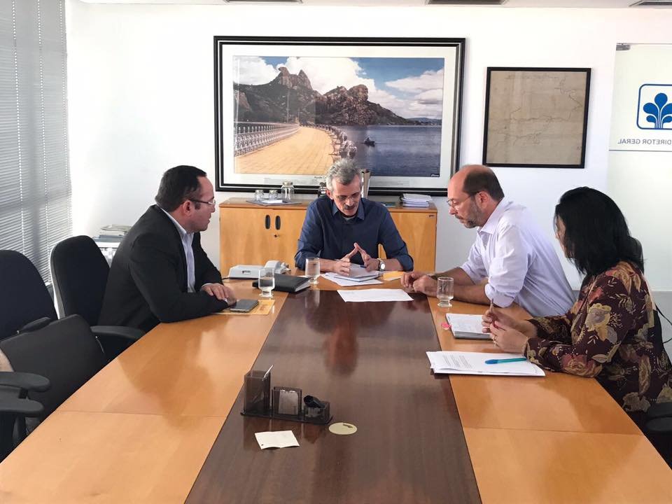 Prefeito de Sobral se reúne com diretor-geral do DNOCS para adquirir terreno e instalar nova indústria no município