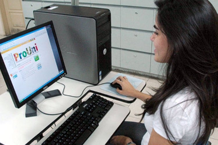 Prazo para entrega de documentos do Prouni termina nesta terça-feira, 18