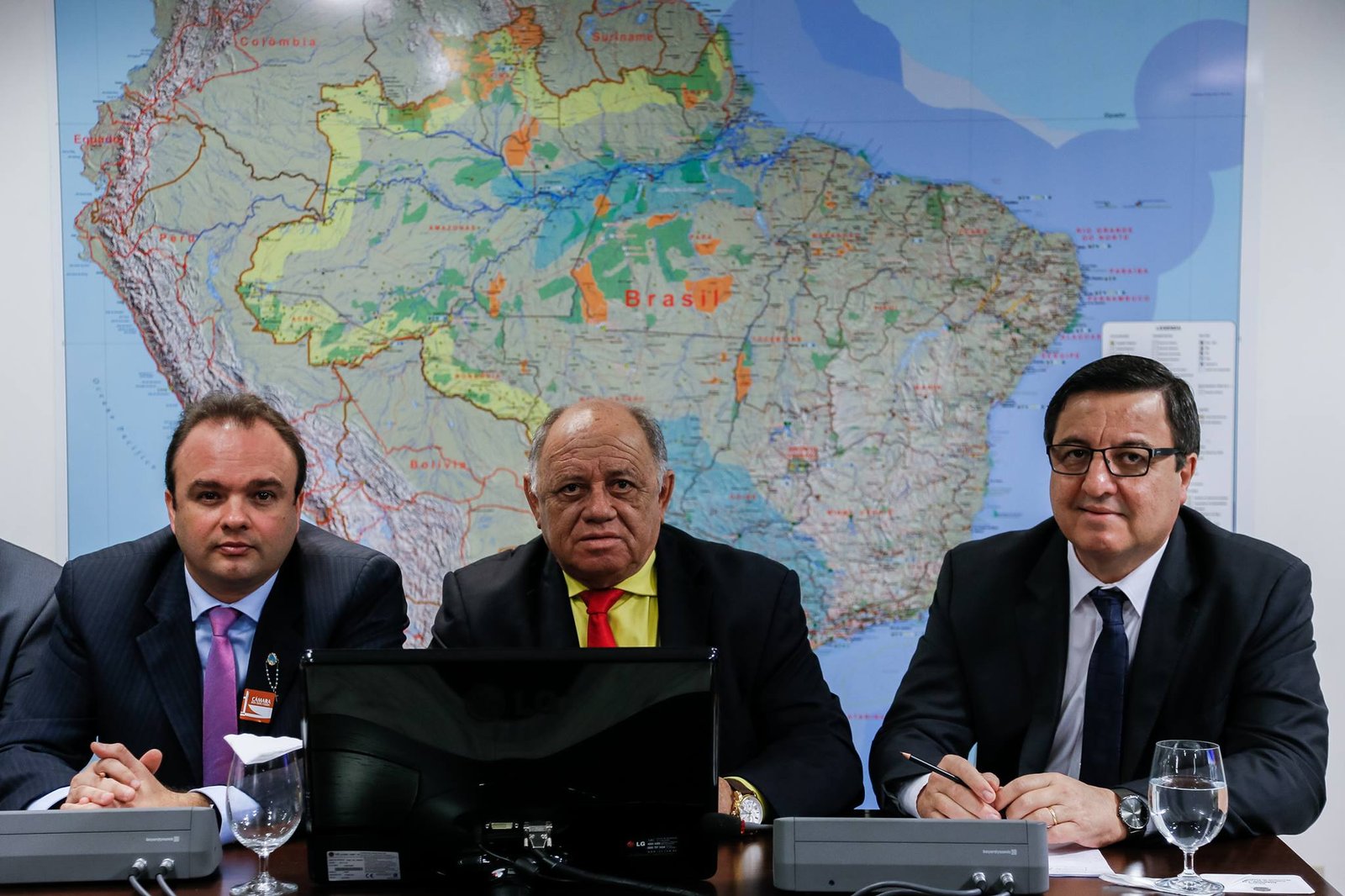 Governo federal anuncia criação de grupo de trabalho para estudar antecipação de repasse do Fundeb para o Ceará