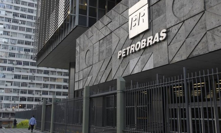 Moro determina que R$ 16 milhões do caso triplex sejam destinados para a Petrobras