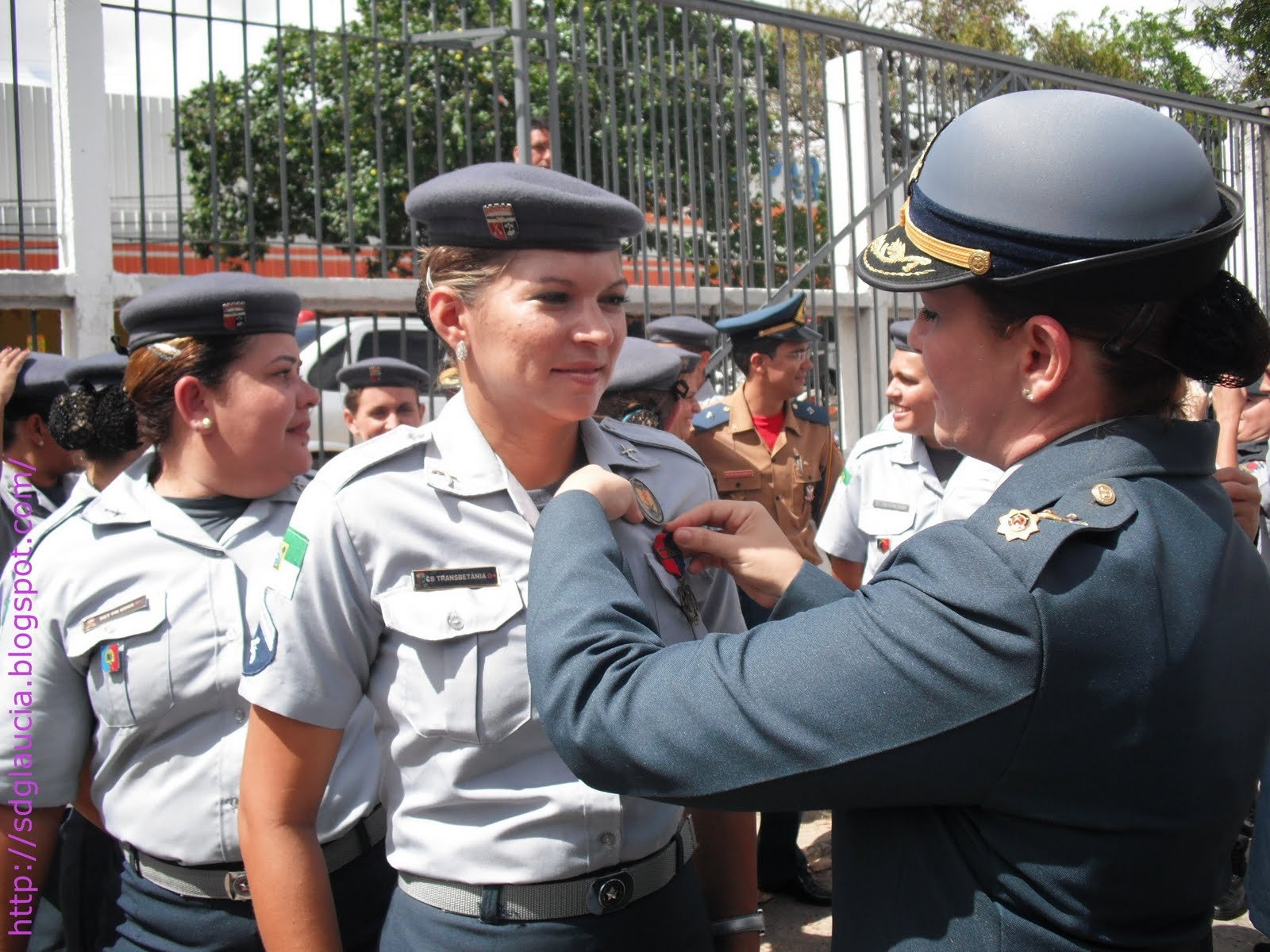 Agentes de segurança mulheres passam a ter novos direitos assegurados enquanto estão grávidas e lactantes