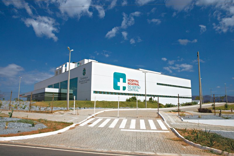 Funcionamento completo do Hospital Regional do Sertão Central é debatido em sessão na Assembleia Legislativa