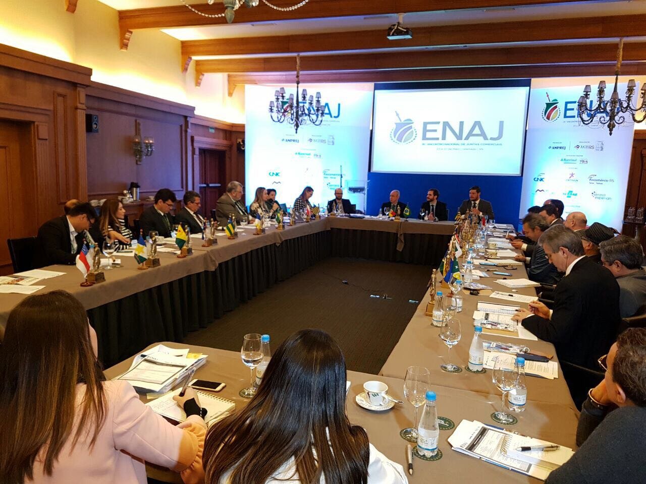 Juntas comerciais brasileiras se reúnem em Fortaleza para encontro nacional