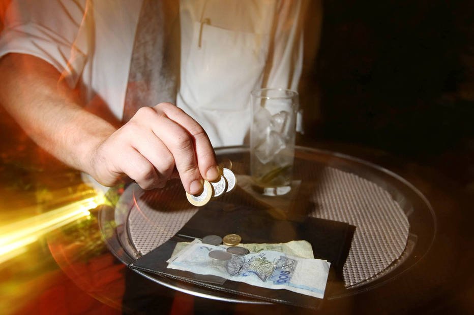 Cumprimento da Lei da Gorjeta será debatido em audiência na Assembleia Legislativa hoje, 28