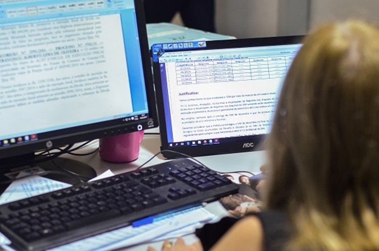 TCM investiga 48 licitações que chegam ao valor de R$ 97 milhões