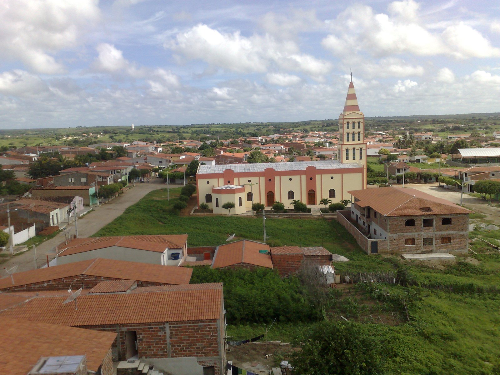 Estimativa do IBGE mostra que população de Milhã cresceu em apenas 50 habitantes