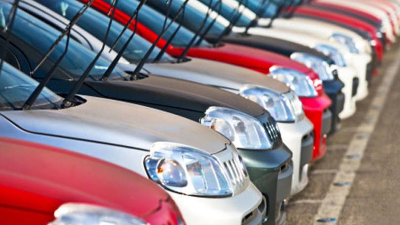 Sugestão de que professores possam comprar automóveis com 30% de desconto será discutida por comissão do Senado