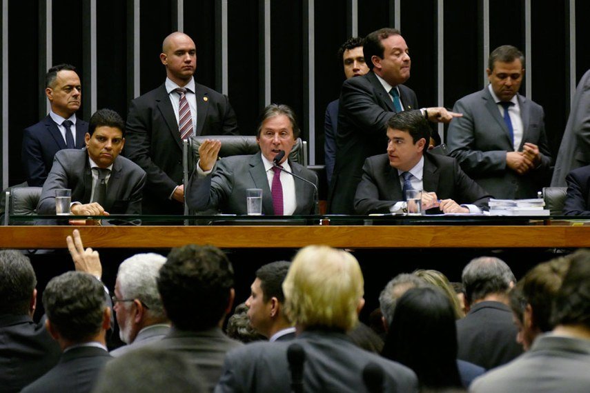 Congresso conclui votação do projeto que eleva deficit orçamentário para R$ 159 bi