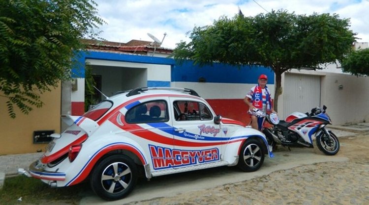 Quixeramobim: Torcedor do Fortaleza chama atenção com fusca temático e crê em título