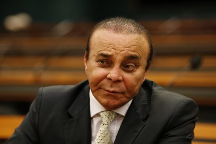 anibal-gomes-dida-sampaio-estadao--525x350