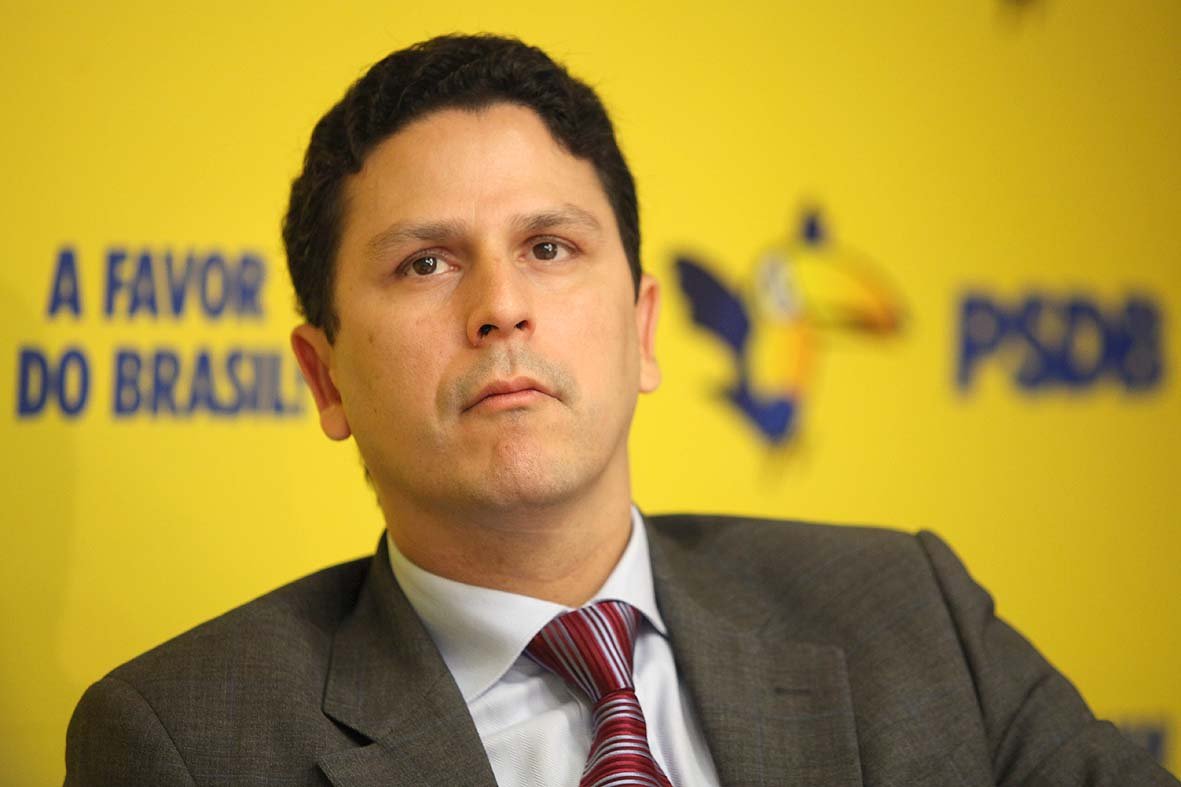 Primeiro do PSDB: Ministro das Cidades pede demissão do cargo a Michel Temer