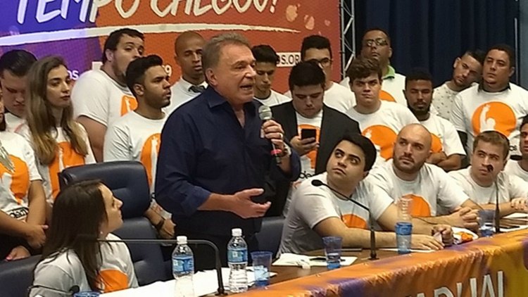 Senador Álvaro Dias lança pré-candidatura à Presidência da República