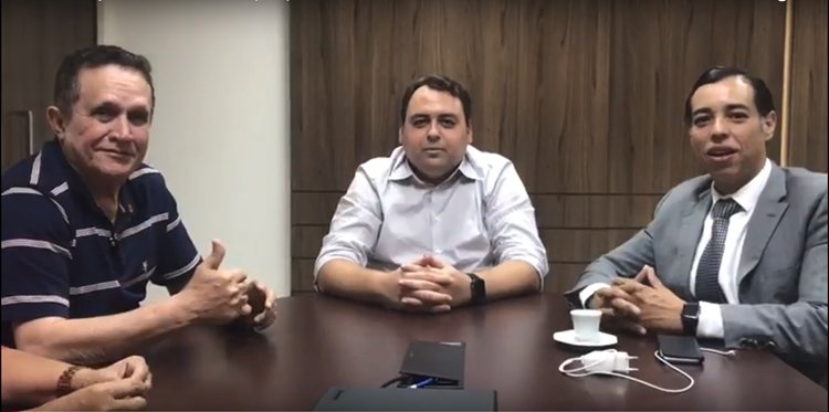 Deputado Leonardo Araújo solicita ao Detran soluções para o trânsito de Uruburetama