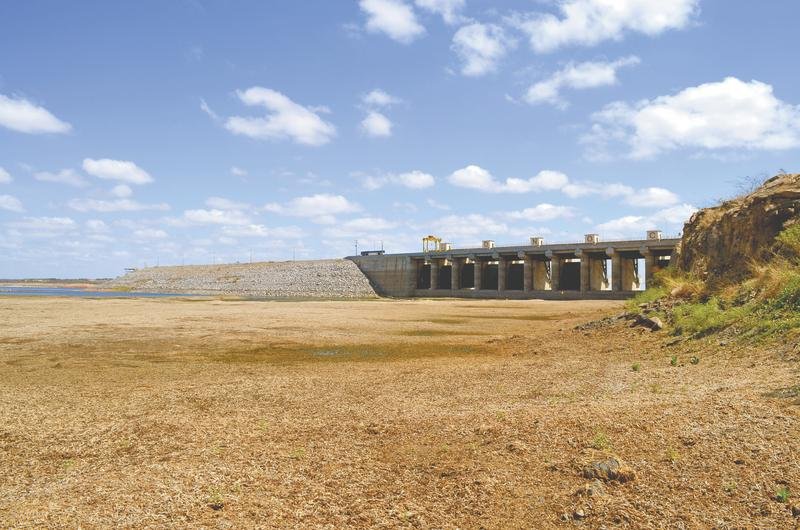 Nível de água do Açude do Castanhão, atinge volume morto