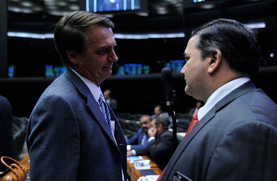 PHS quer Jair Bolsonaro para presidente da República e Cabo Sabino fará interlocução do partido com o deputado