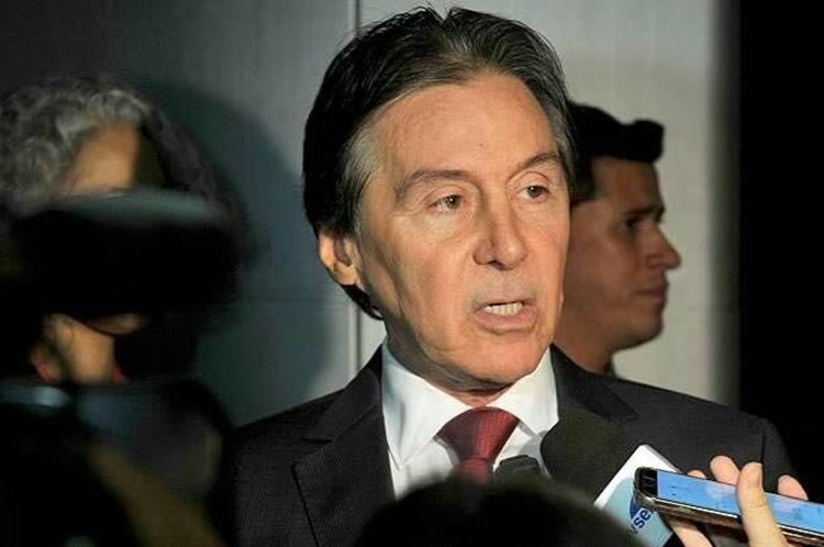 Eunício Oliveira afirma não permitir que mecham na aposentadoria dos mais pobres