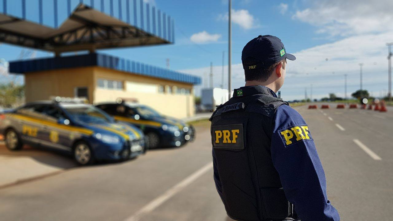 Feriado de Ano Novo: PRF registra 20 acidentes, três mortes e prende duas pessoas sob efeitos de álcool em rodovias cearenses