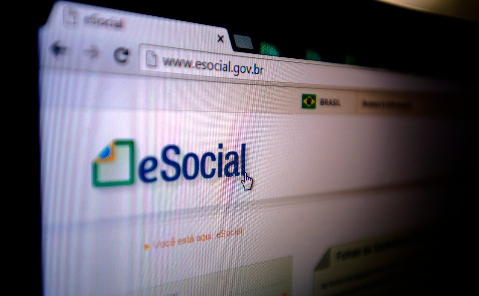 Adesão ao eSocial para empresa que fatura mais de R$ 78 milhões começa segunda-feira