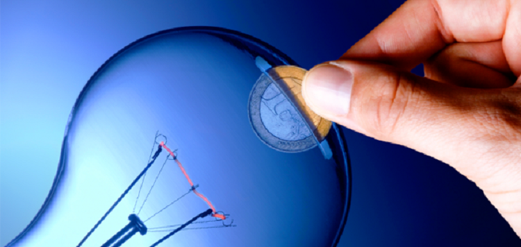 Tarifa branca pode baratear conta de luz a partir de hoje, 1º