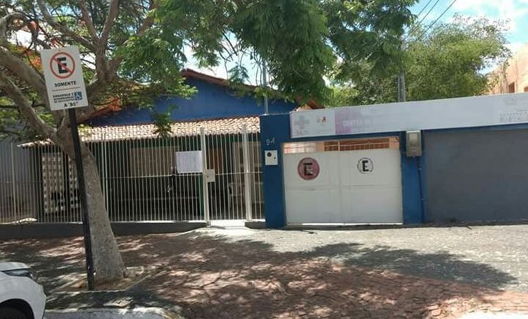 Quixeramobim: CAIQ suspende atendimento por atraso salarial, ‘sucateamento do setor e diminuição da equipe’, diz servidora