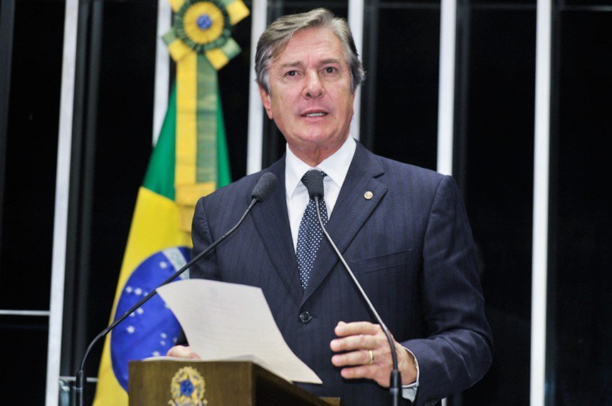 Fernando Collor de Mello anuncia que concorrerá a Presidência em 2018
