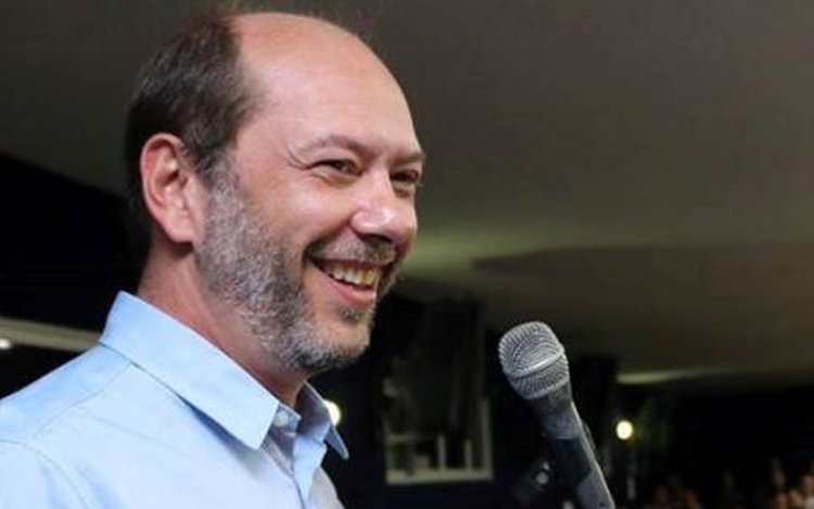 Prefeito Ivo Gomes assina decreto que cria premiação para agentes de segurança