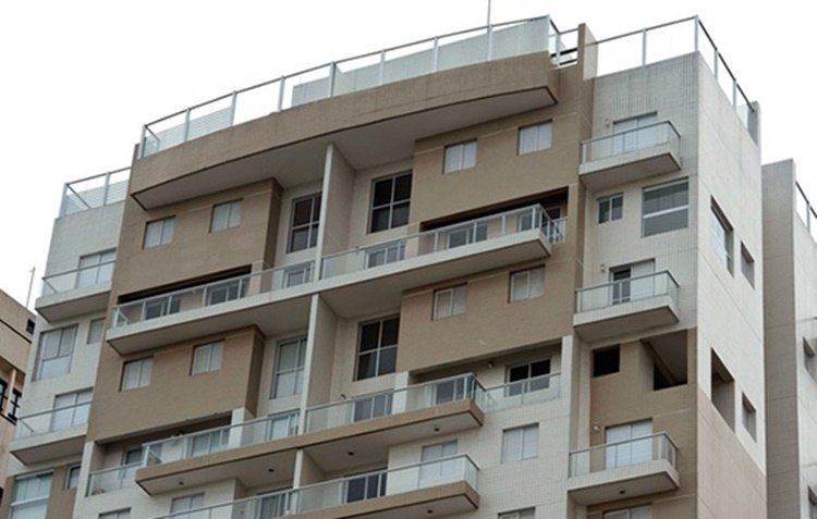 Sérgio Moro determina leilão público do triplex atribuído a ex-presidente Lula