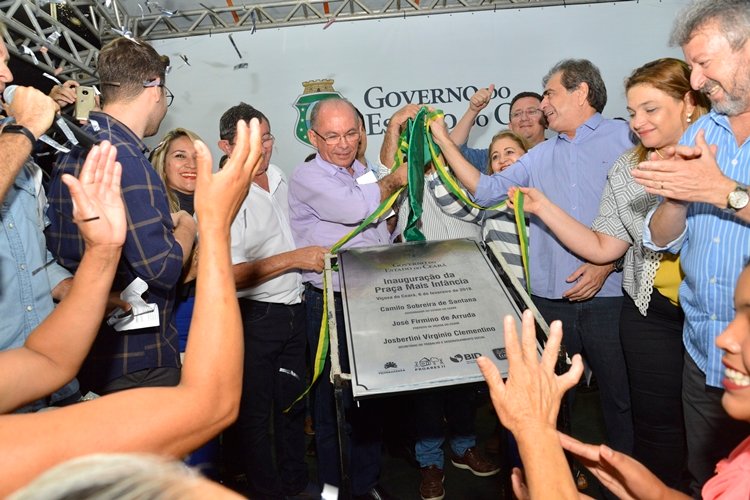 Governo do Ceara entrega primeira Praça Mais Infância em Viçosa do Ceará