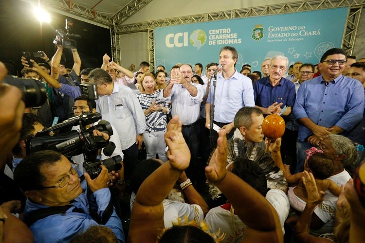 CENTRO CEARENSE DE IDIOMAS - CRATEÚS