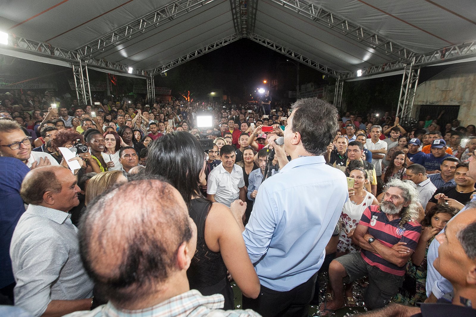 Camilo Santana anuncia investimentos para São Luís do Curu e Tururu