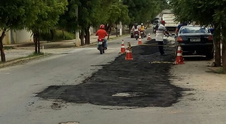 Recapeamento da Avenida Geraldo Bizarria recebe críticas da população por conta da forma como está sendo executado