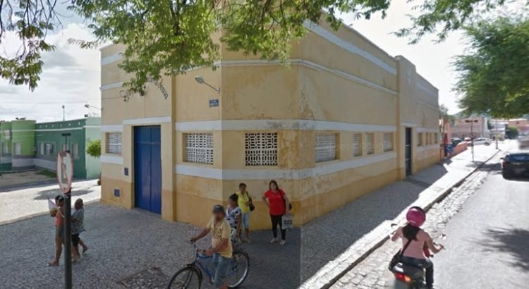 Paróquia manifesta intenção de não renovar contrato com a Câmara Municipal e plenário deverá sair do Salão Paroquial